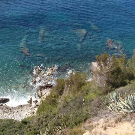 Lägenhet Bilocale Con Terrazzo Direttamente Sul Mare